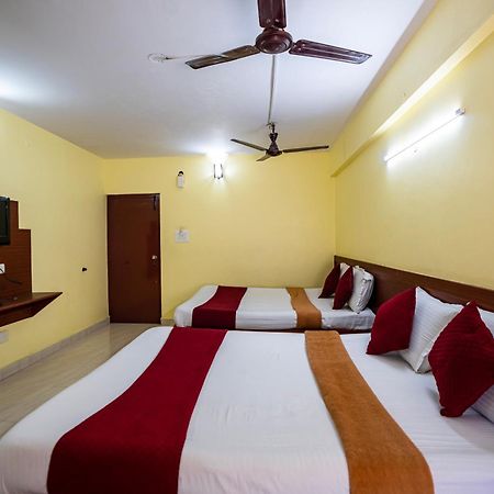 Hotel Vyshak Residency Mysore Bagian luar foto